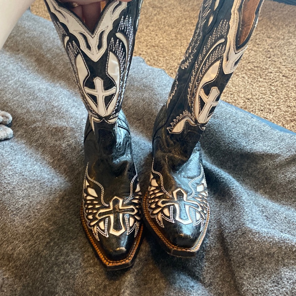 J.B Dillon boots